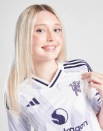 ADIDAS MANCHESTER UNITED FC 2025/26 AWAY SHIRT JUNIOR - Image 3