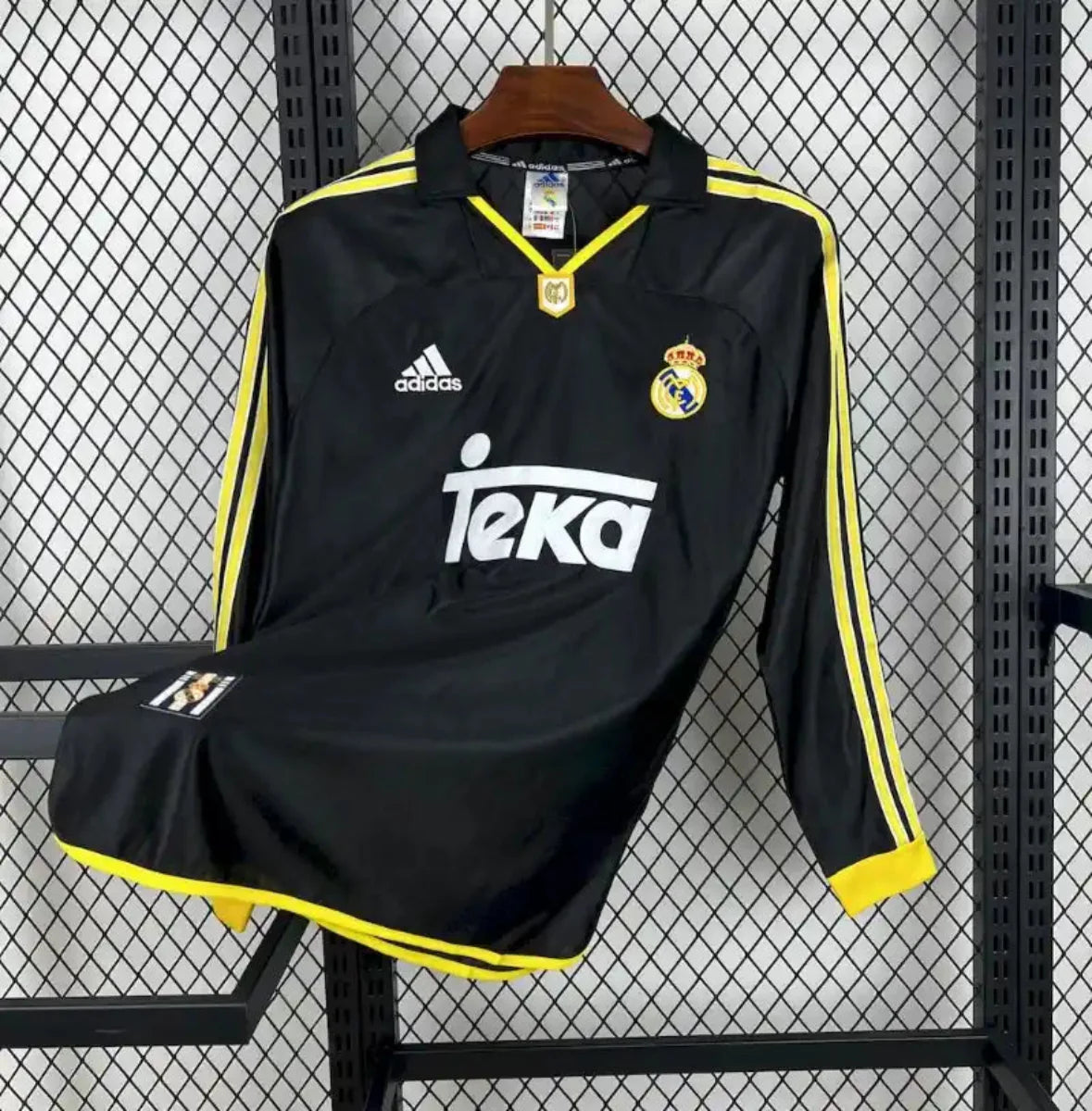 REAL MADRID CLASSIC LONG SLEEVE SHIRT 1998-99 REAL MADRID CLASSIC LONG SLEEVE SHIRT 1998-99